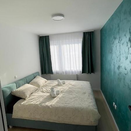 Ferienwohnung Apartman Lux Zepce Exterior foto